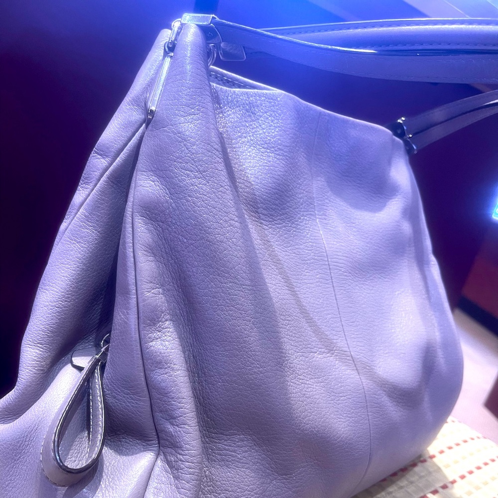 Coach Madison phoebe bag like new ! Dusty grey/lavender color. Beautiful!
